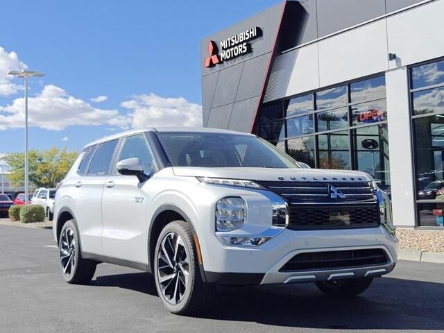 2025 MITSUBISHI Outlander