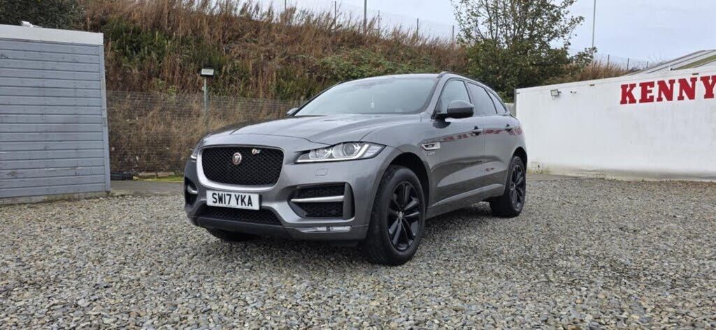 Jaguar F-Pace