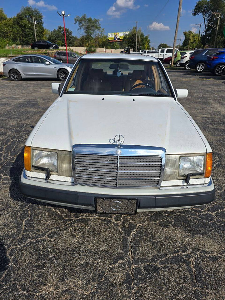 Mercedes-Benz 300