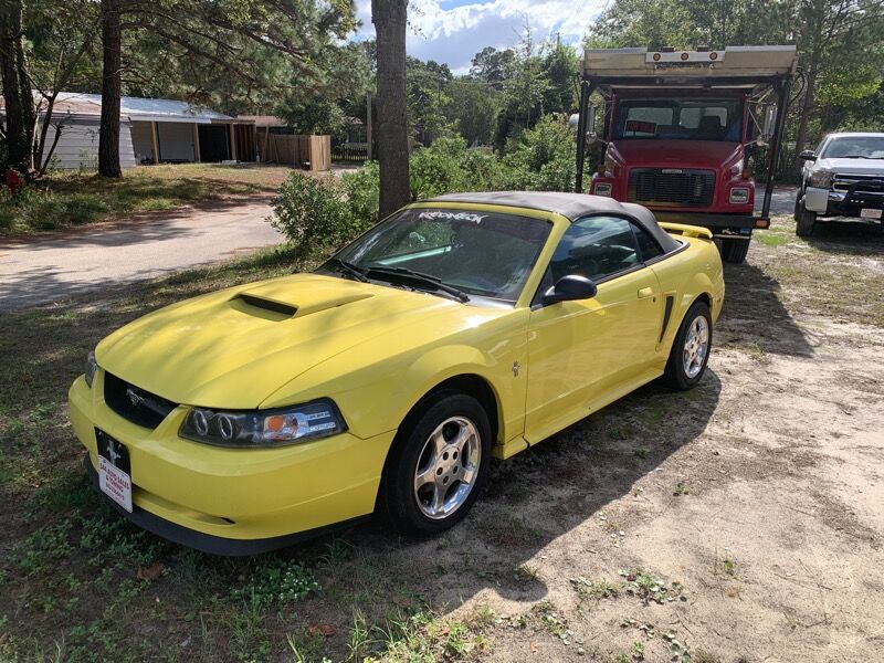 2003 FORD Mustang