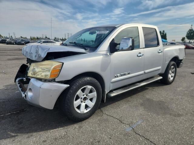 Nissan Titan