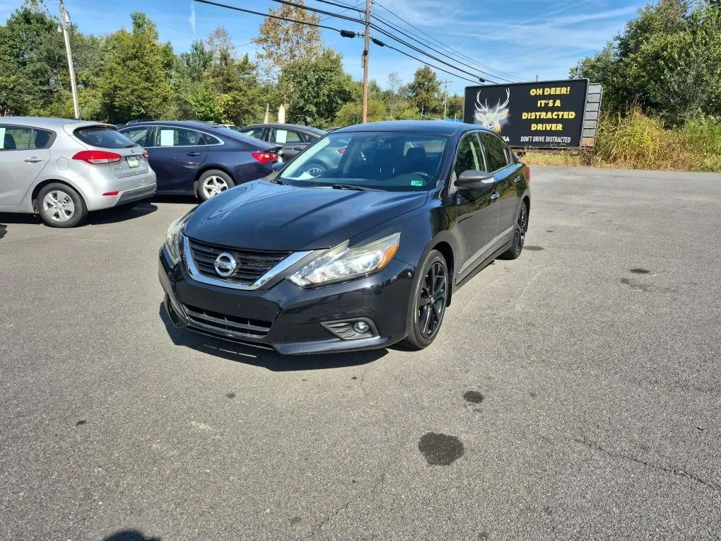 2017 NISSAN Altima