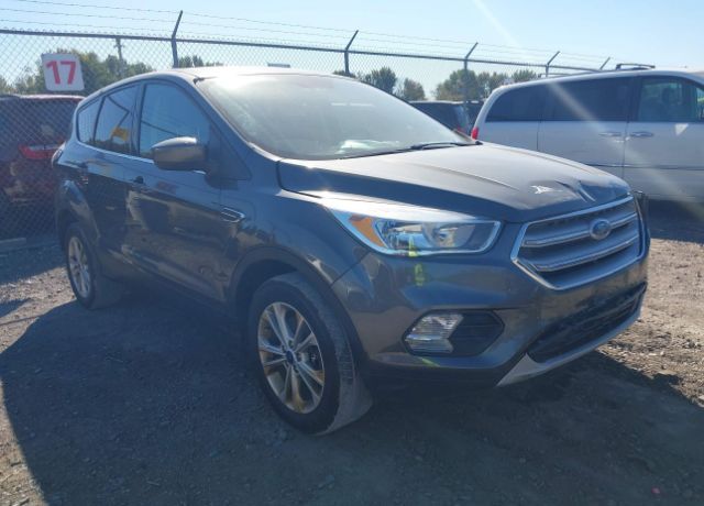 2017 FORD Escape