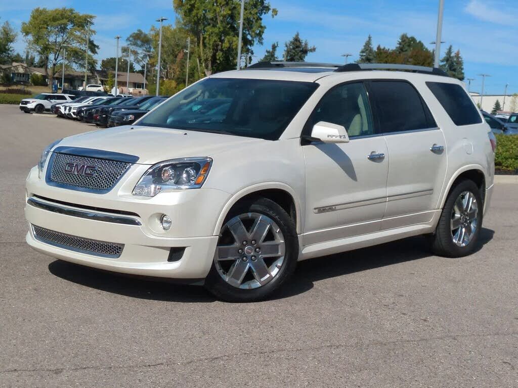 GMC Acadia