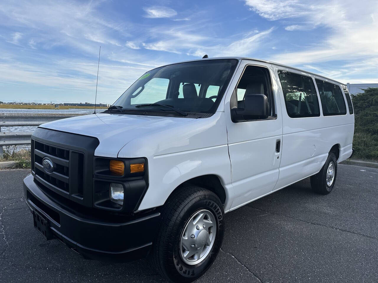 Ford E-350