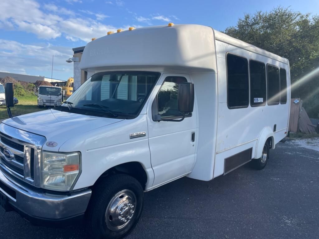 Ford E-350