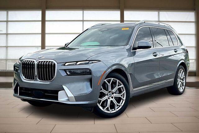 2023 BMW X7