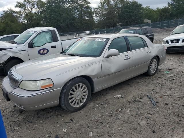 Lincoln Town Car