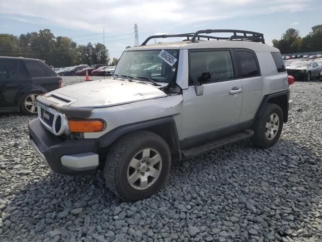 Toyota FJ Cruiser