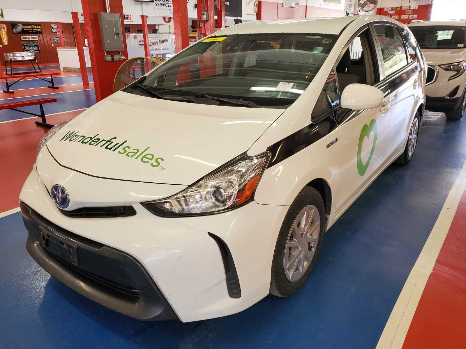 Toyota Prius V