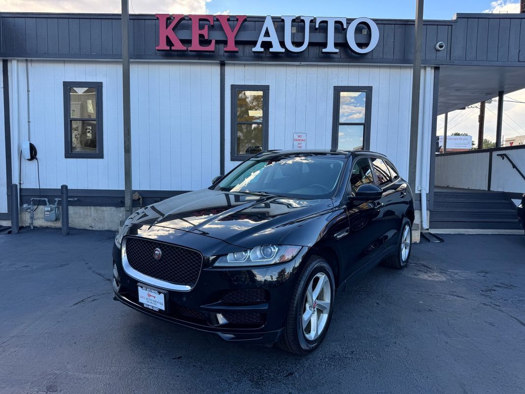 Jaguar F-Pace