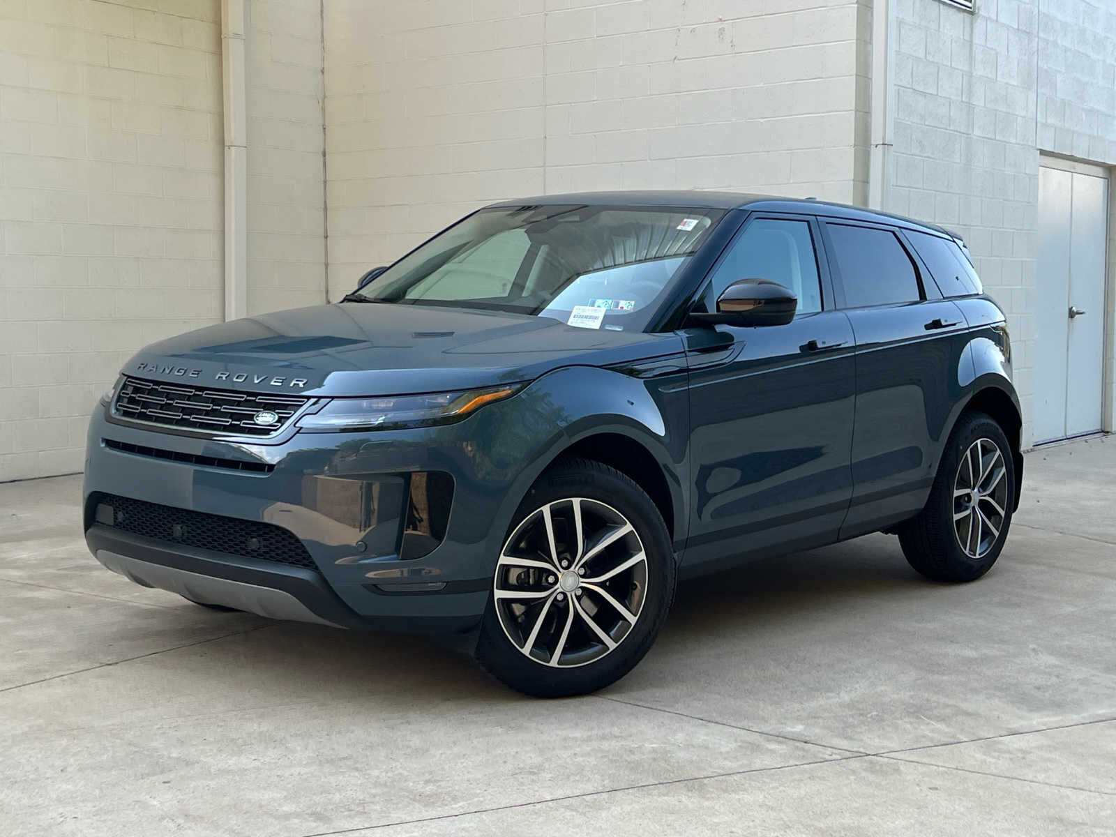 2025 LAND ROVER Range Rover Evoque