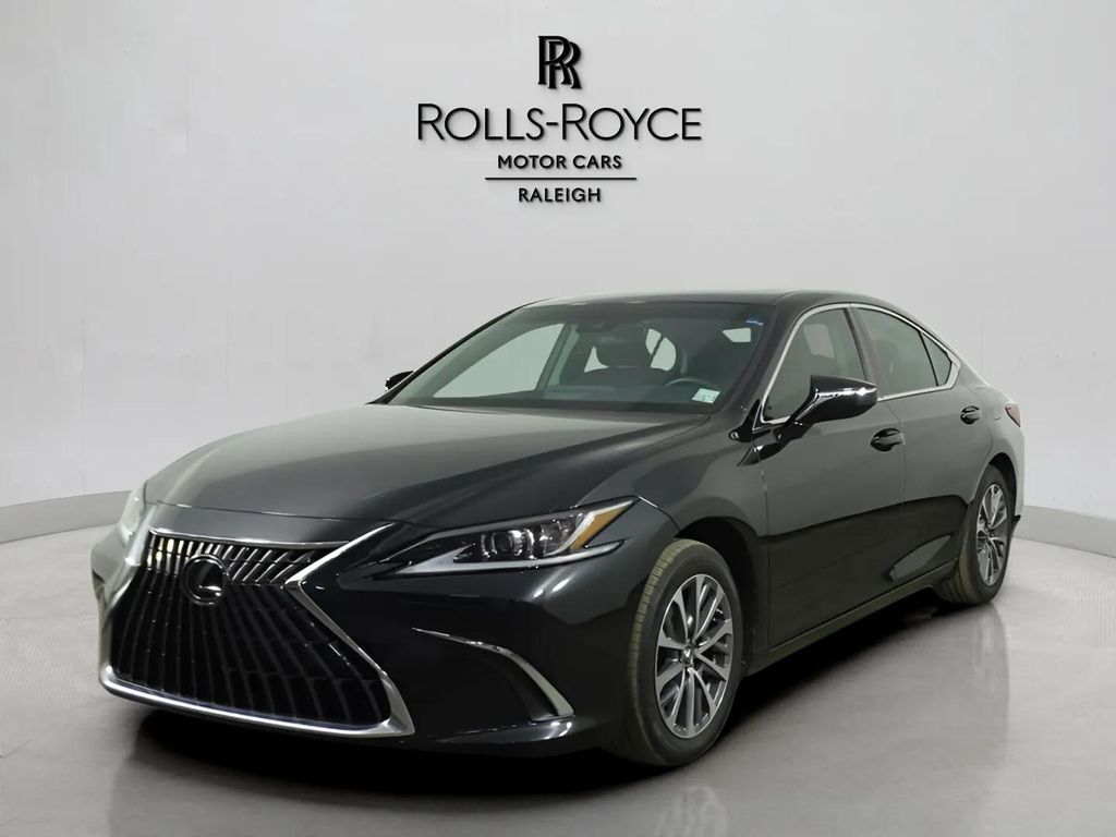 2022 LEXUS ES