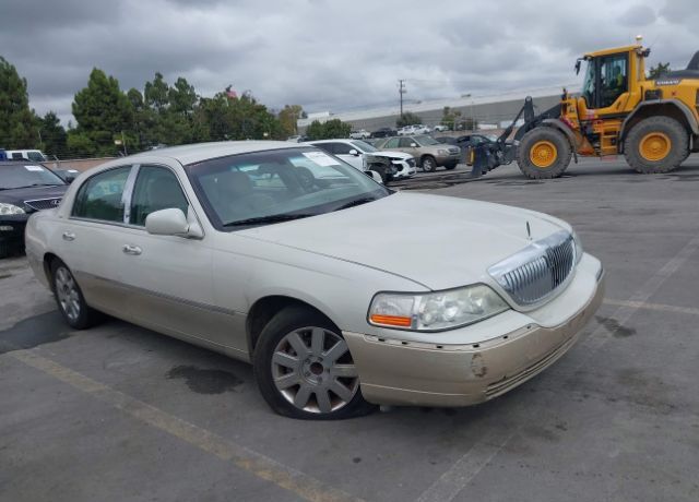 Lincoln Town Car