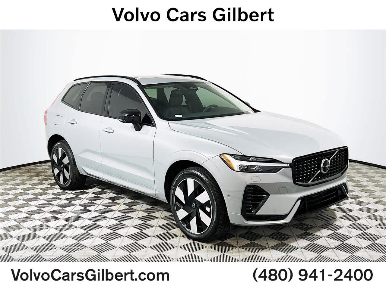 2025 VOLVO XC60