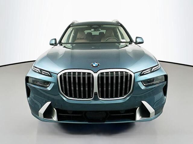 2026 BMW X7