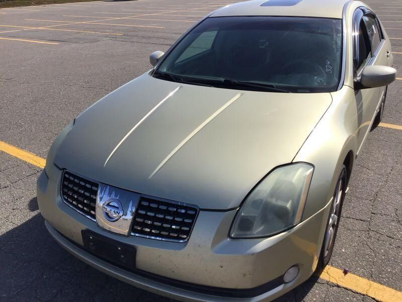 Nissan Maxima