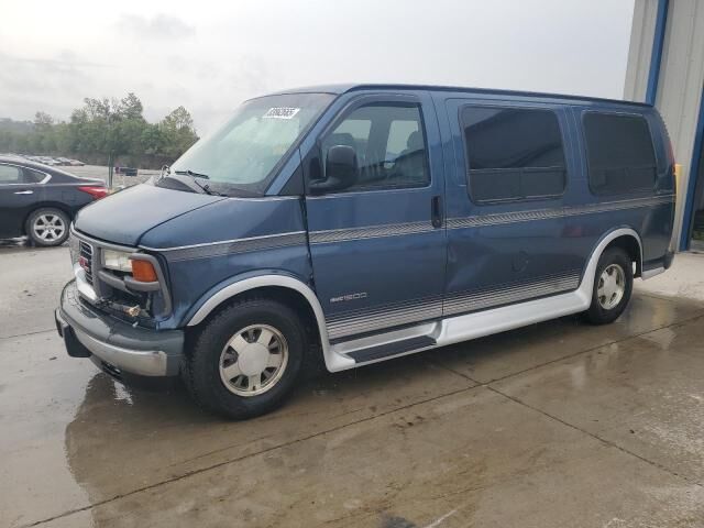 GMC Savana