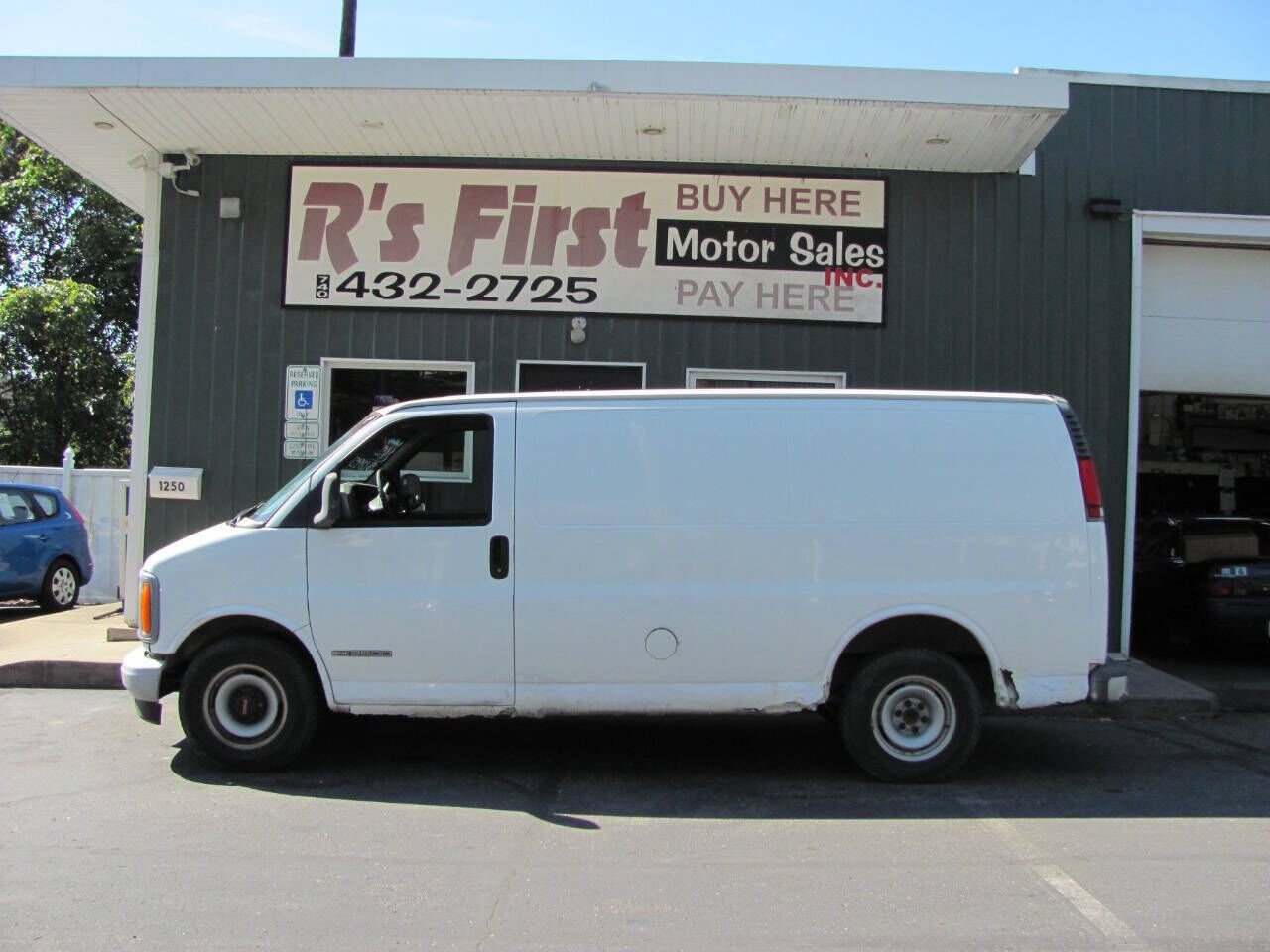 GMC Savana