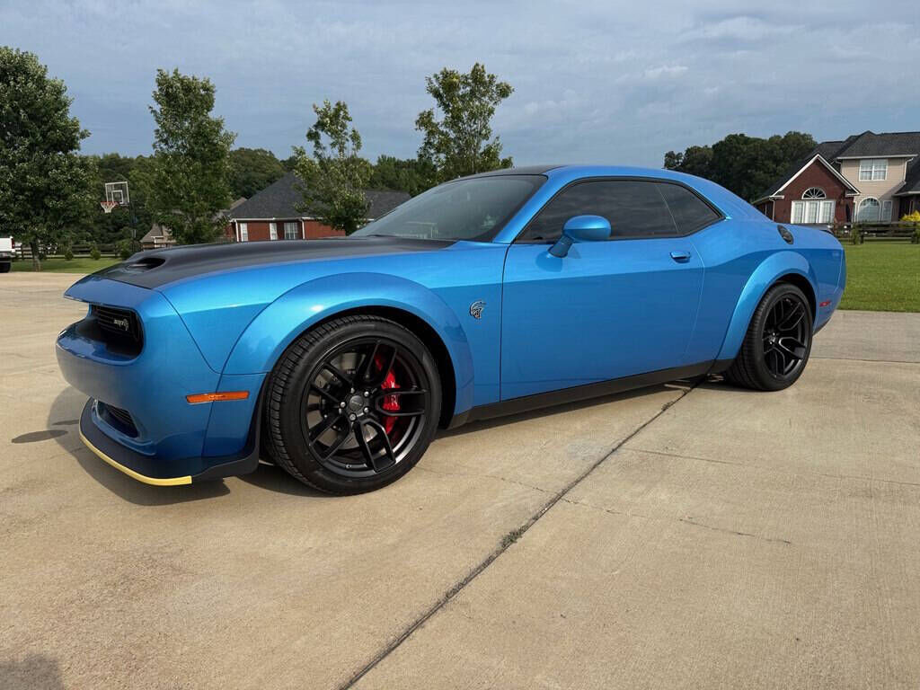 2023 DODGE Challenger