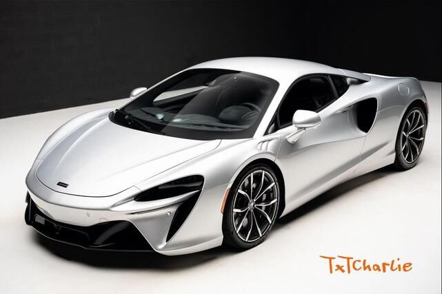 2023 MCLAREN ARTURA