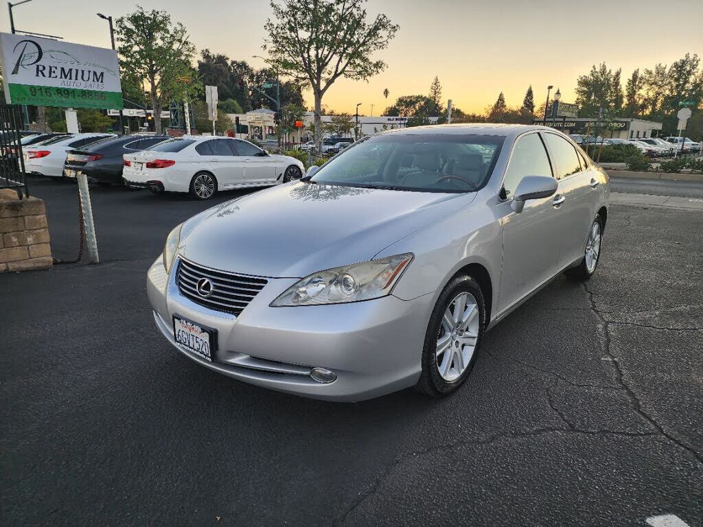 Lexus ES