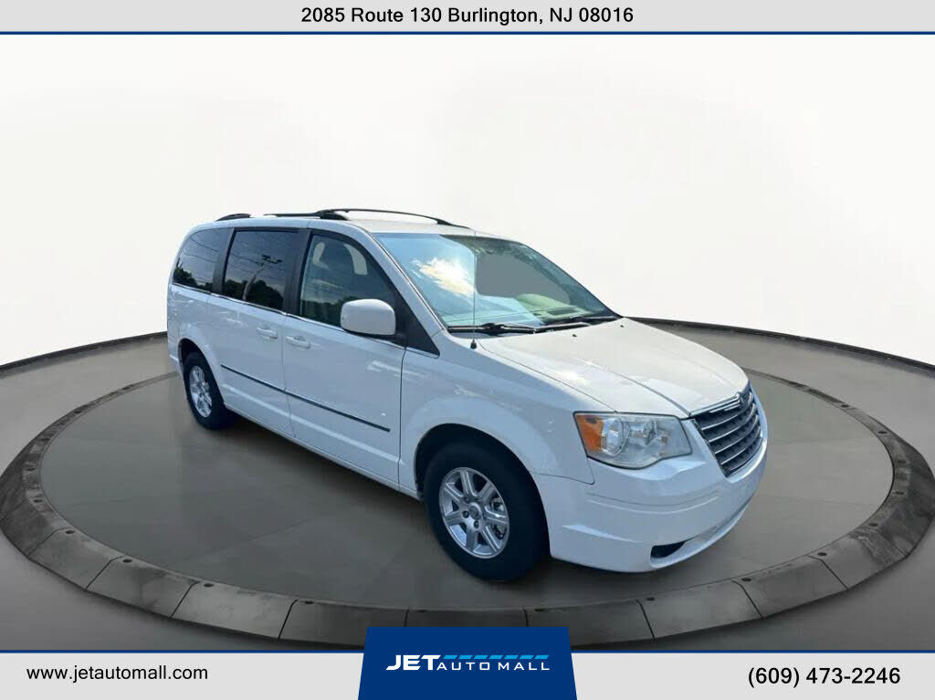 2010 CHRYSLER Town and Country