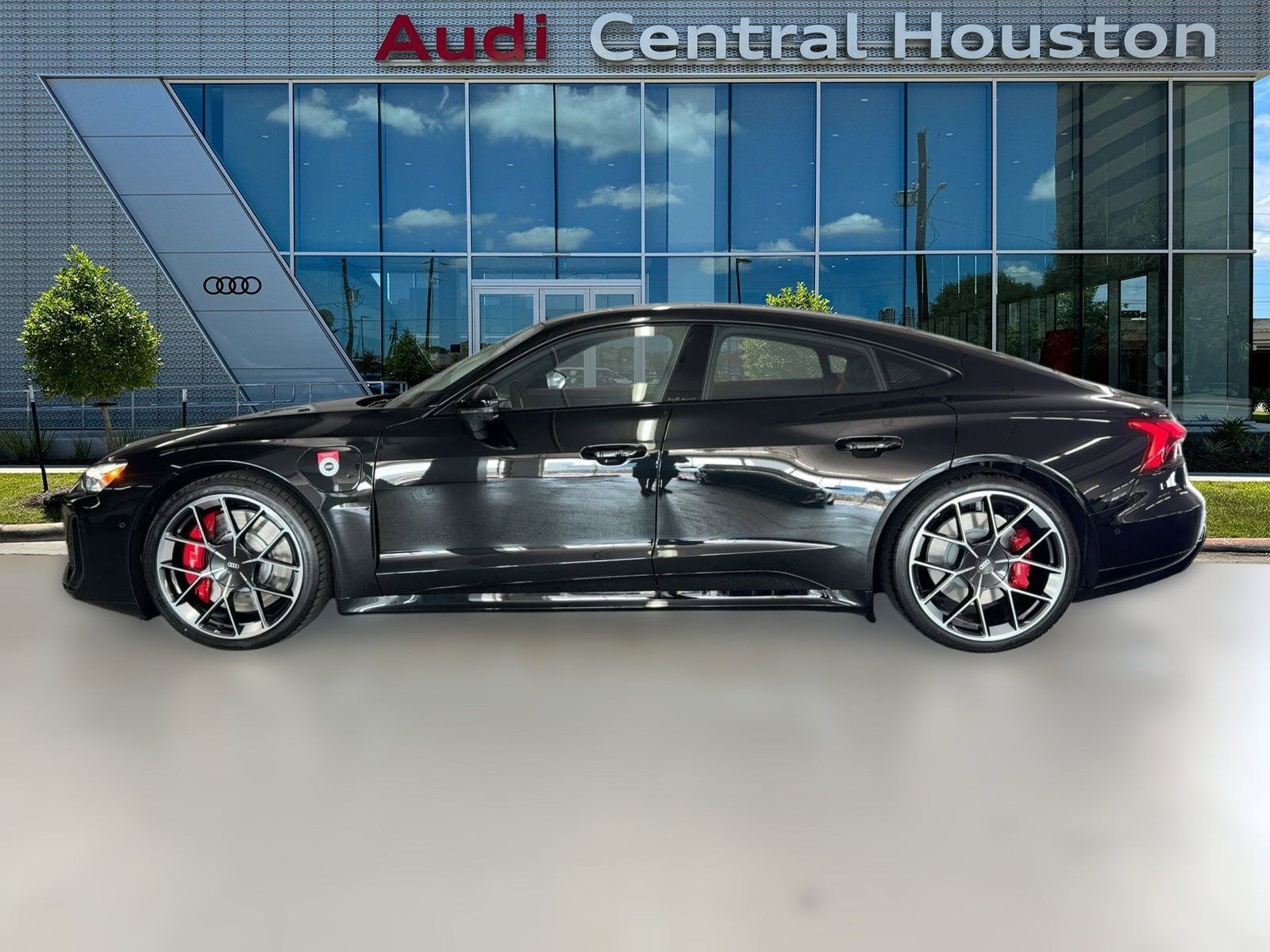2026 Audi RS e-tron GT