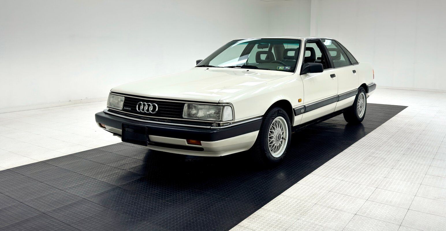 Audi 200