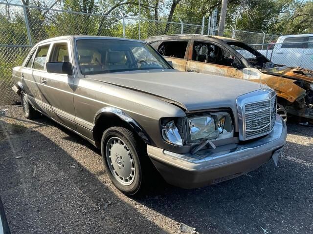 Mercedes-Benz 420