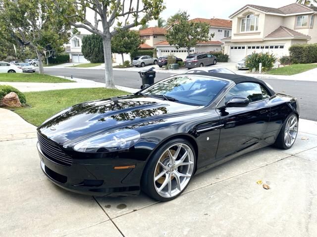 Aston Martin DB9