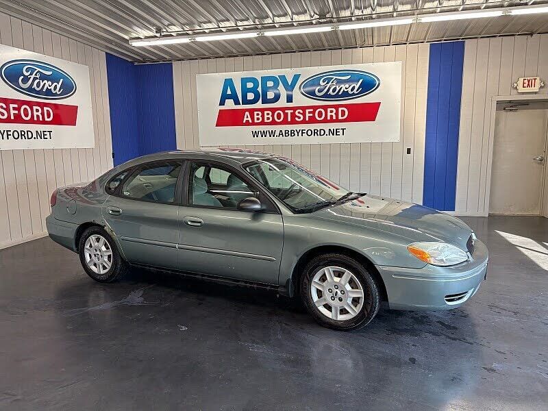 Ford Taurus