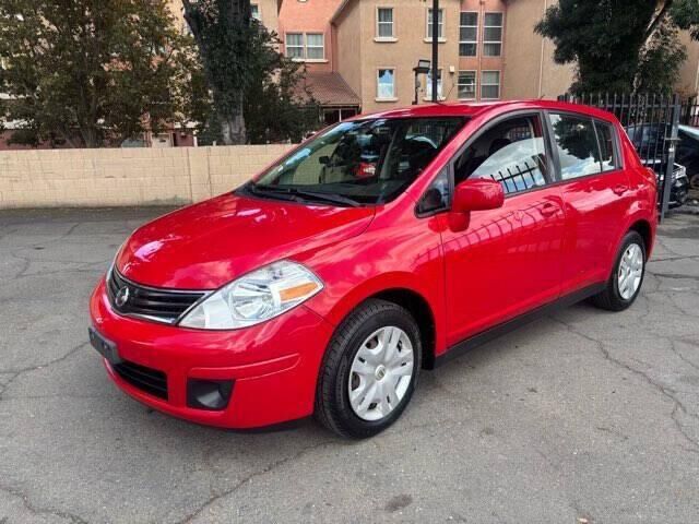 2011 NISSAN Versa