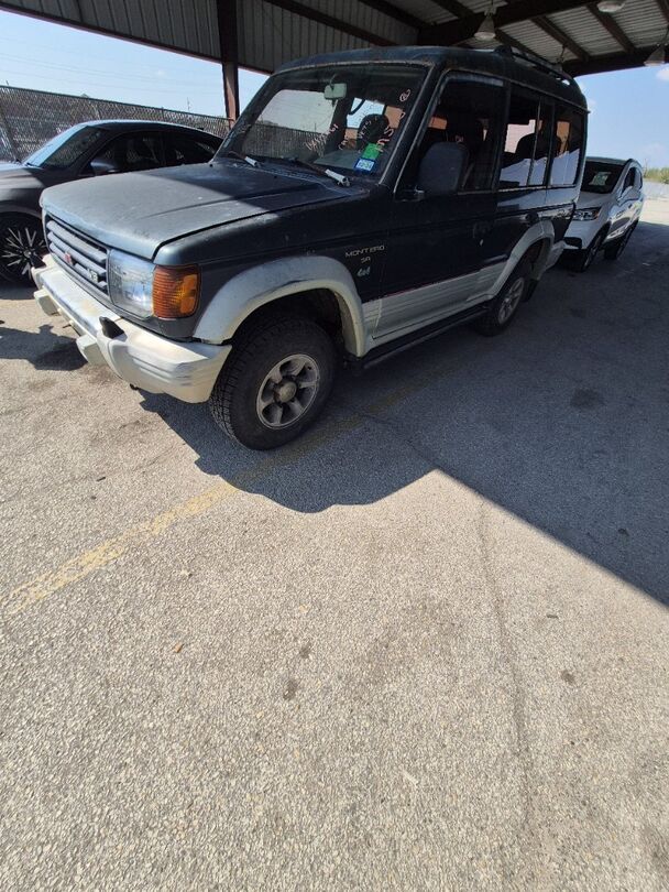 Mitsubishi Montero