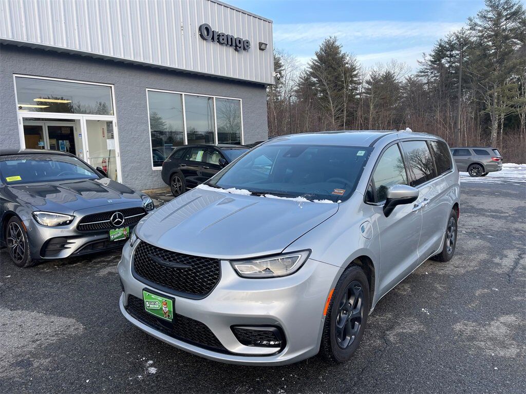 2023 CHRYSLER Pacifica