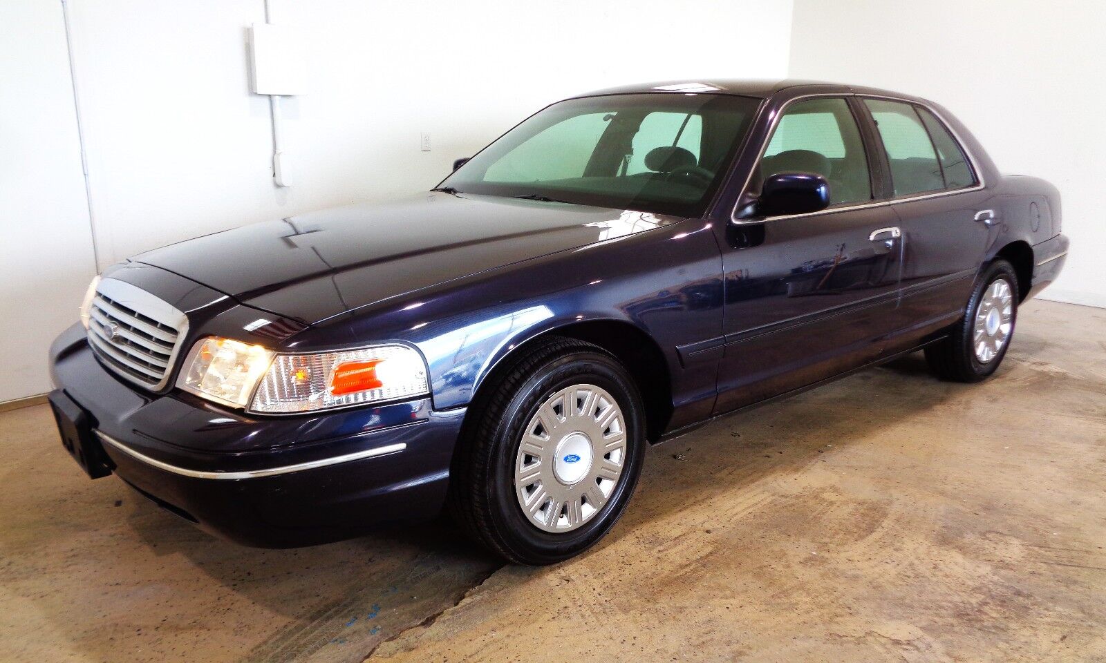 Ford Crown Victoria