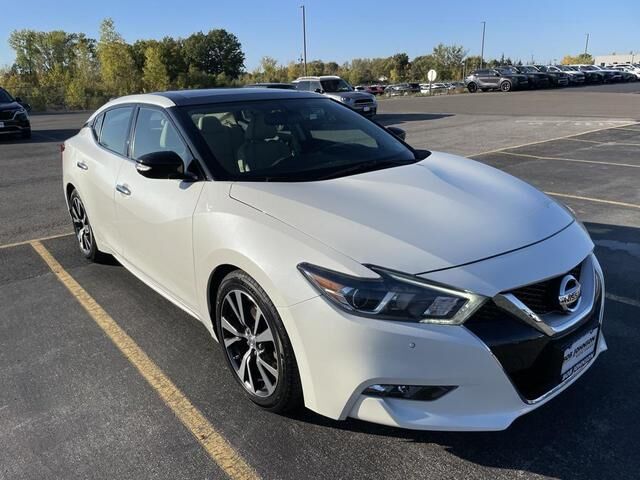 Nissan Maxima