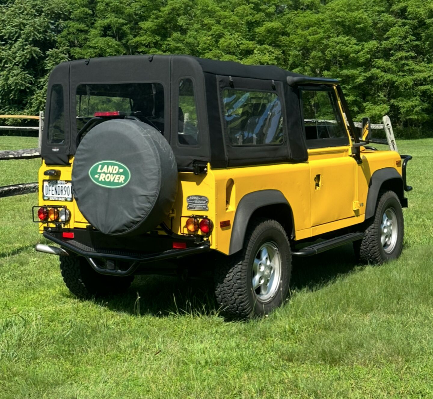 Land Rover Defender