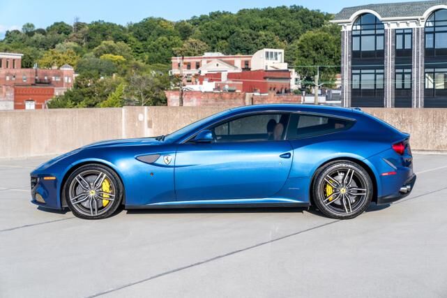 Ferrari FF
