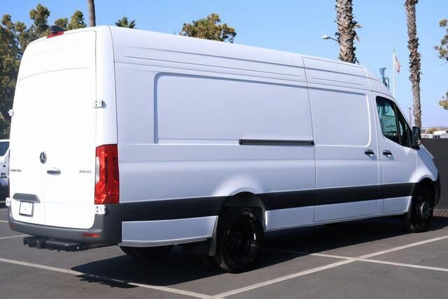 2025 Mercedes-Benz Sprinter