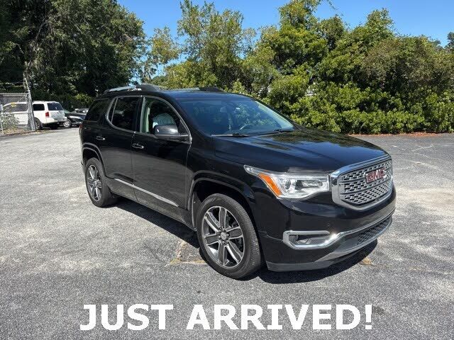 GMC Acadia