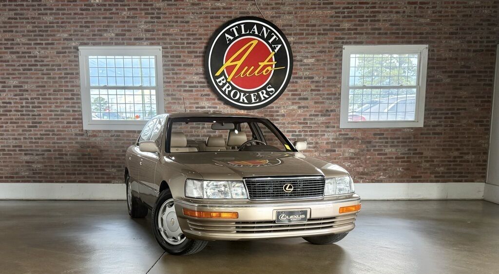 Lexus LS