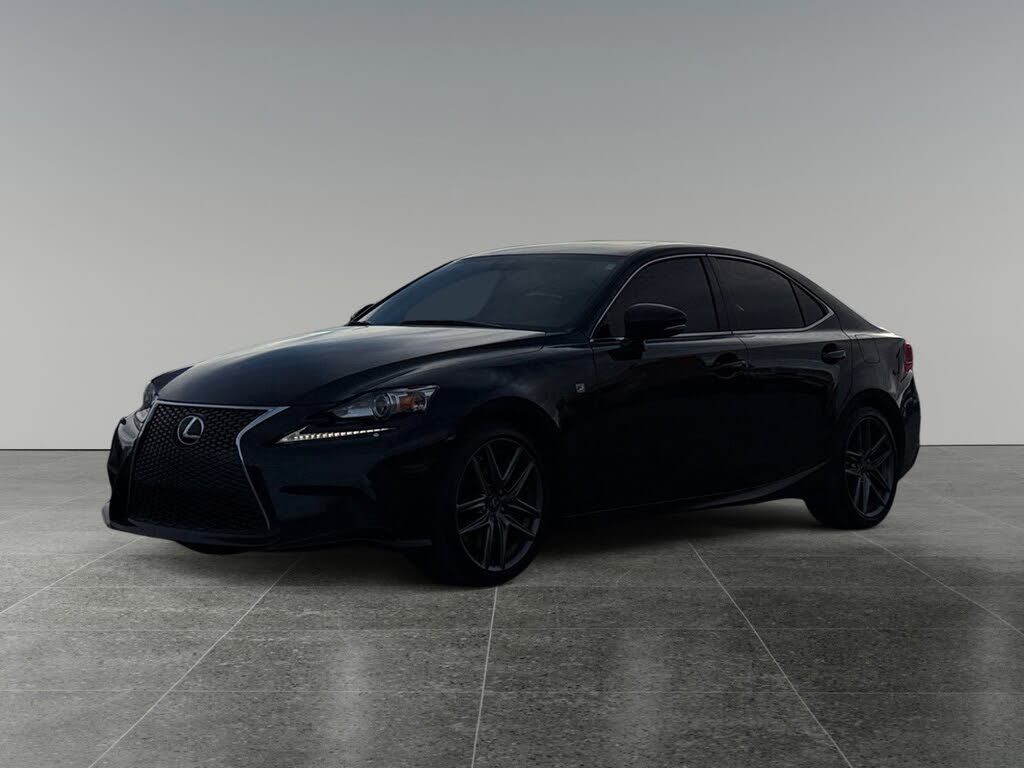 Lexus IS