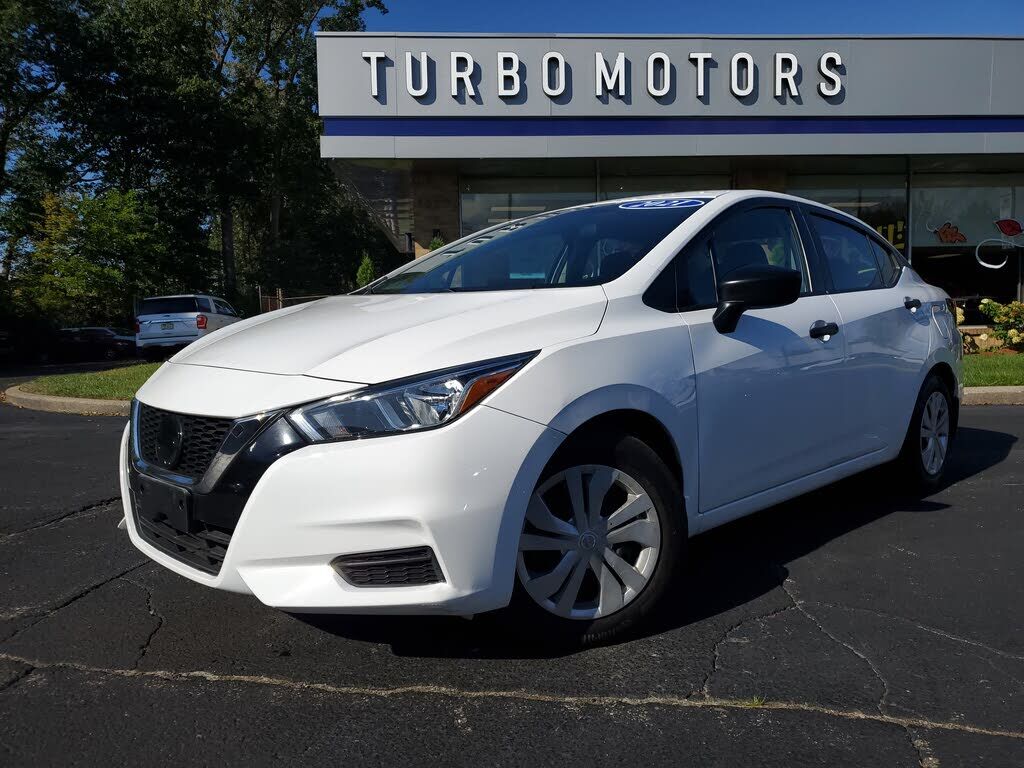 2021 NISSAN Versa