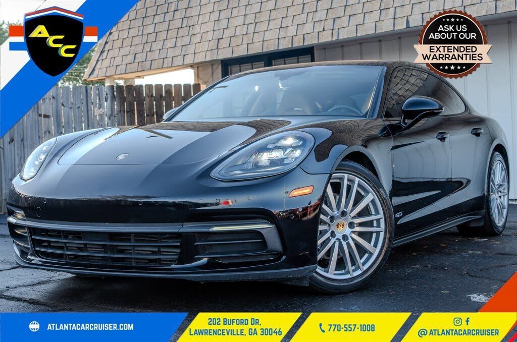 2018 PORSCHE Panamera