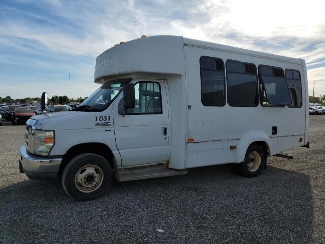 Ford E-350