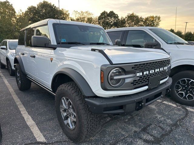 2024 FORD Bronco