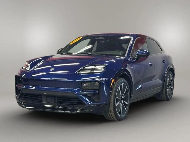 2024 PORSCHE Macan