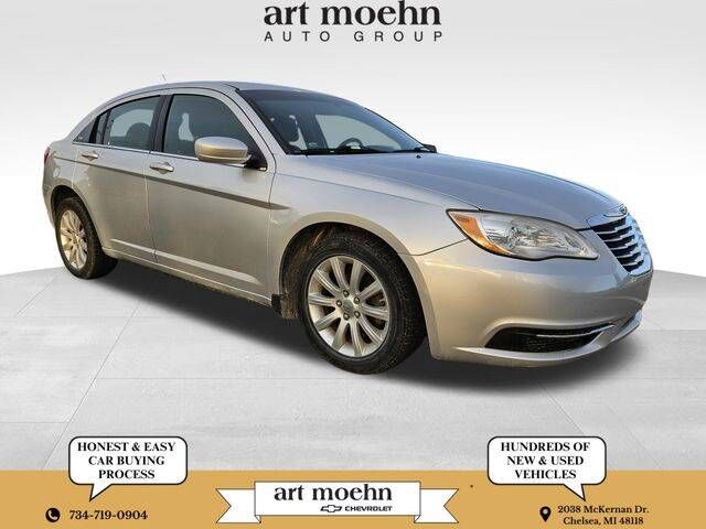 Chrysler 200