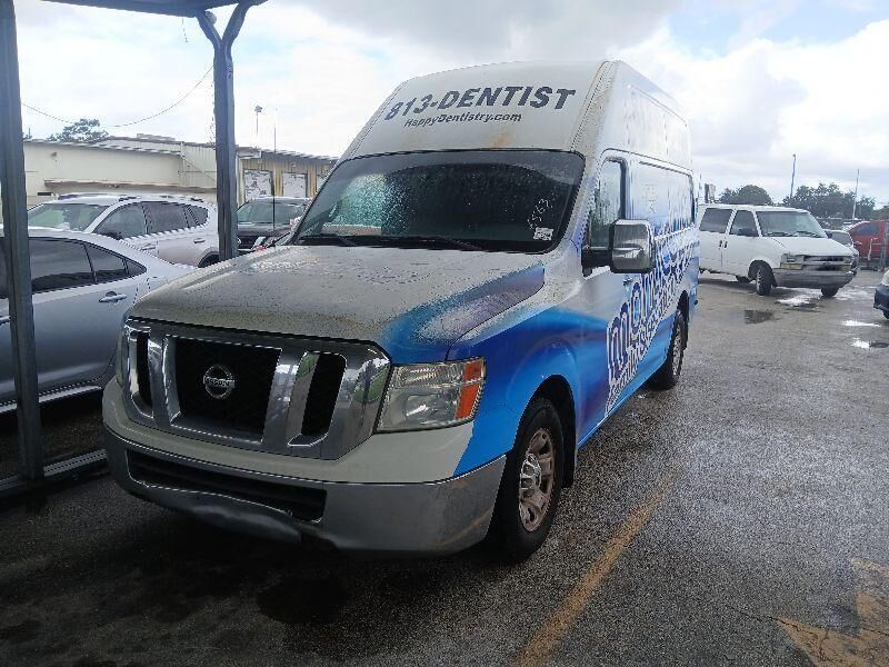 Nissan NV